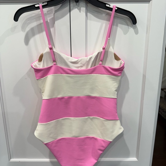 Beach Riot NEW Calista One Piece Prism Pink Stripe - Picture 7 of 10